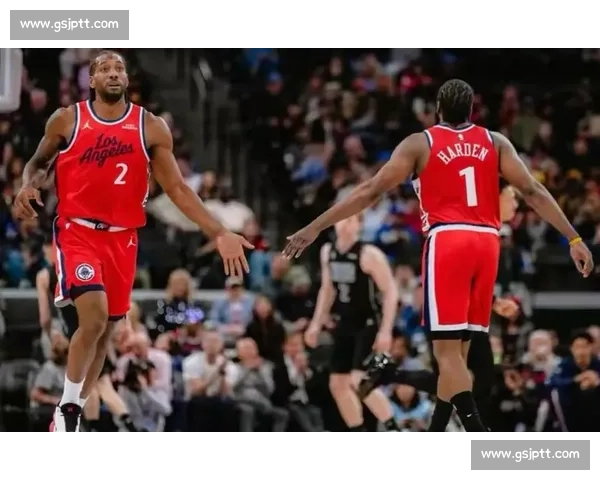 快船强势对决尼克斯东西豪强碰撞引爆全场焦点之战赛季关键卡位战前瞻